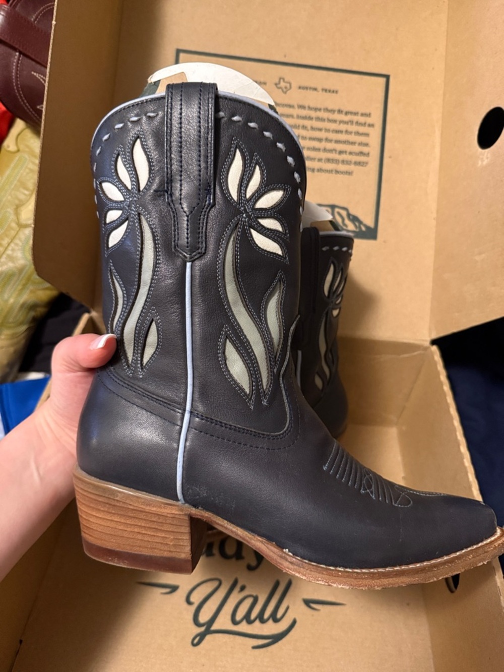 Tecovas The Jolene Navy Bloom 6.5 - Picture 7 of 13